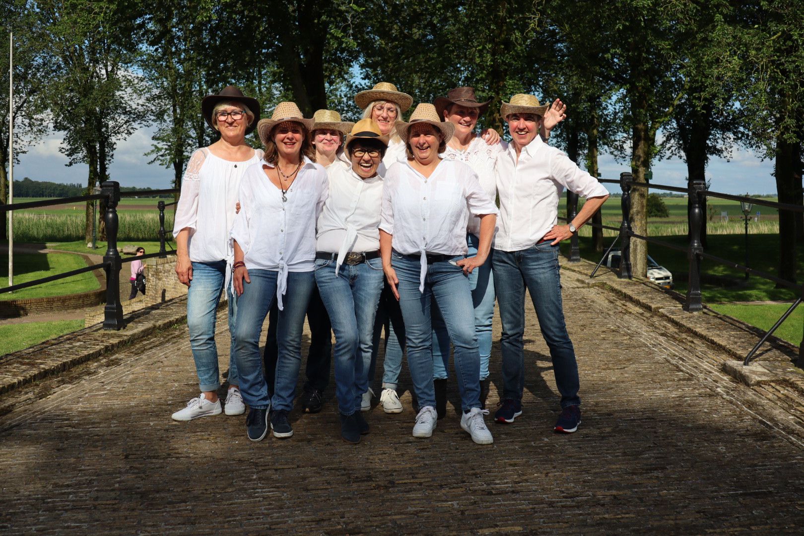 Unsere Line Dance Gruppe CVJM Oer-Erkenschwick Line Dance Gruppe CVJM